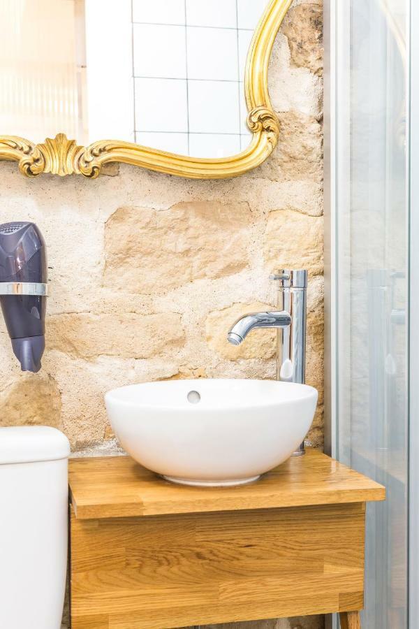 Attractive 25 M2 In A Central District Paris Eksteriør bilde